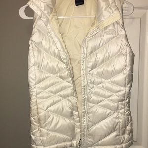 White north face vest
